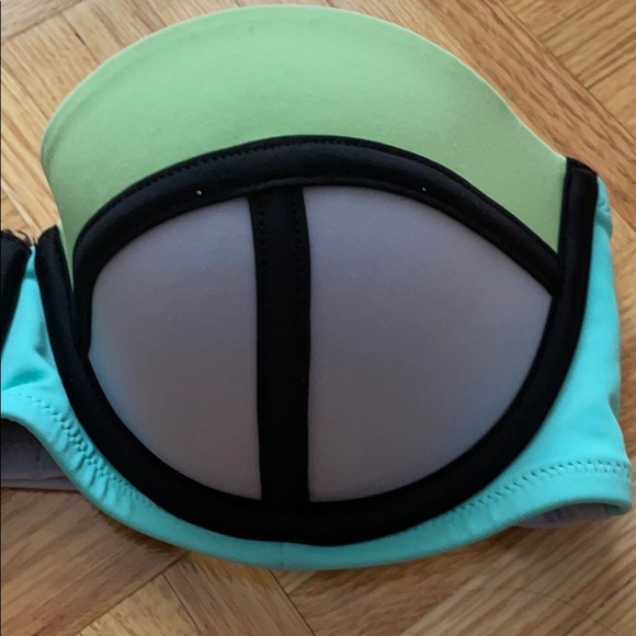 👙Victoria’s Secret Bikini Top - Picture 6 of 8